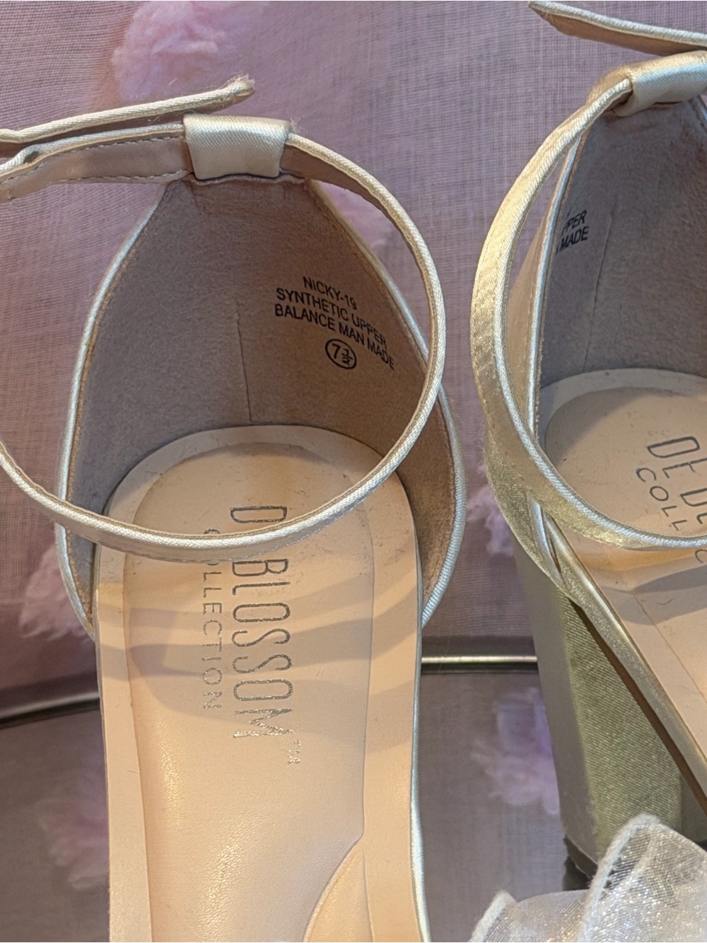 De Blossom Collection White Organza Bow Ankle-Strap Heels - Picture 3 of 3